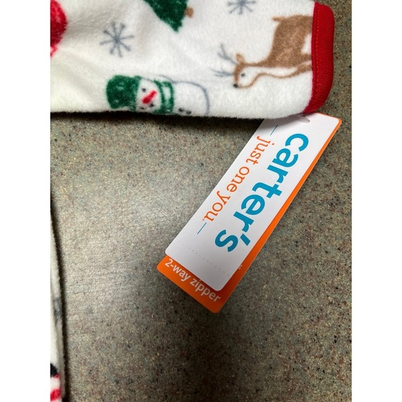 Christmas Carter's NWT Newborn fleece sleeper Santa and reindeer - Picture 4 of 5